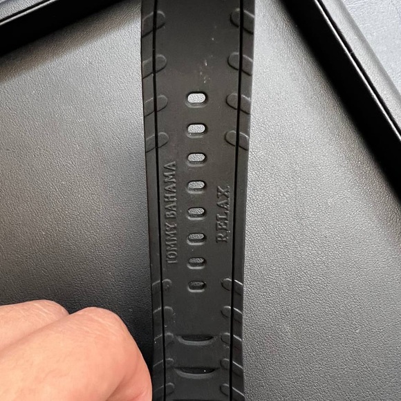 Tommy Bahama RLX1006 BEACH CRUISER Chronograph Red Black Polyurethane StrapWatch - Picture 7 of 11